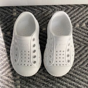 NEW Native Kids Shoes (White)